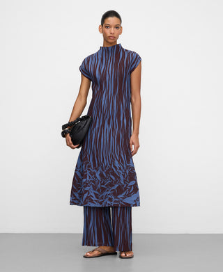 Vestido Midi Bicolor con Plisado Irregular