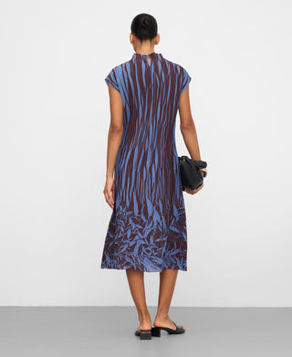 Vestido Midi Bicolor con Plisado Irregular