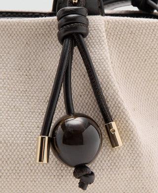 Bolso De Mano Nicole.