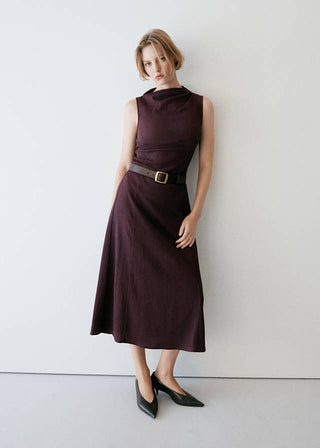 Vestido Midi con Detalle Fruncidos