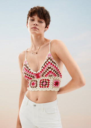 Blusa con Tejido de Crochet