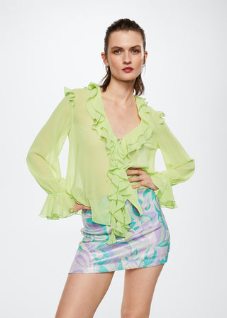 Blusa Semitransparente con Detalle de Volantes