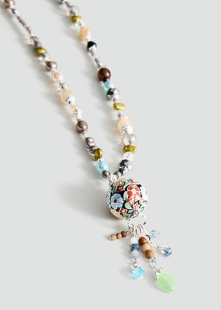 Collar Clara.