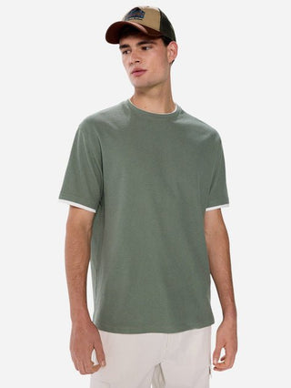 Camiseta Manga Corta Cuello con Contraste