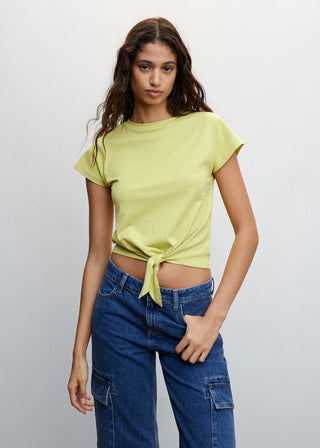 Camiseta Manga Corta con Detalle de Nudo