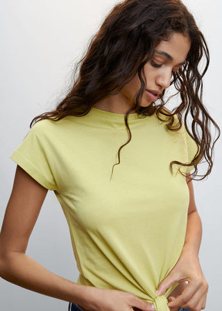 Camiseta Manga Corta con Detalle de Nudo