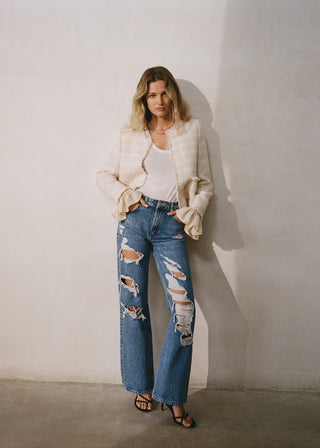 Jeans Rectos con Rotos Decorativos