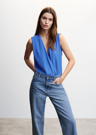 Blusa sin Mangas con Cuello Cruzado