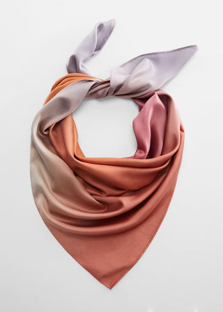 Pañuelo con Estampado Degradado