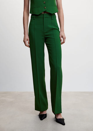 Pantalón Recto con Detalle de Pinzas
