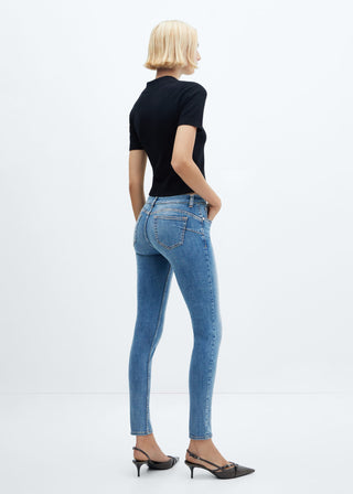 Jeans Skinny Corte Push Up