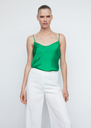 Blusa Satinada con Tirantes Ajustables
