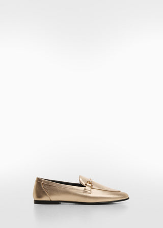 Mocasín de Piel con Detalle Metálico