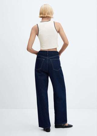 Camiseta Crop con Ribetes en Contraste