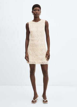 Vestido Manga Corta con Tejido Bordado