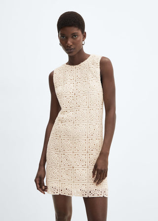 Vestido Manga Corta con Tejido Bordado