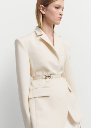 Blazer Estructurada con Cinturón Desmontable