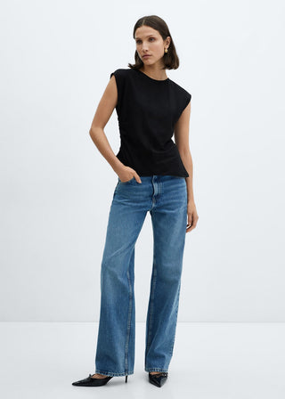 Blusa Cuello Redondo con Bajo Asimétrico