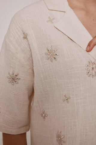 Camisa Manga Corta Detalle Bordado