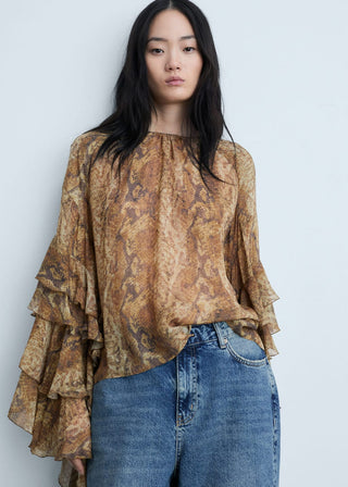 Blusa con Volantes Estampado