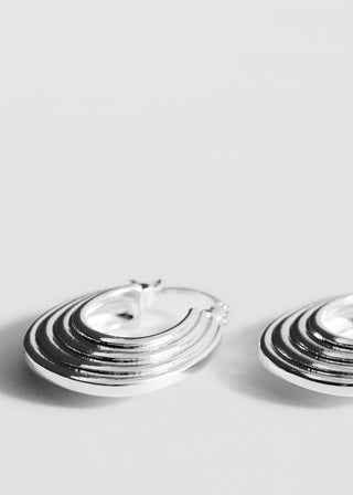 Aretes Medianos con Relieve