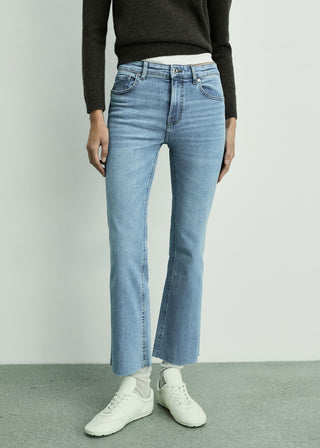 Jeans Corte Flare Talle Medio