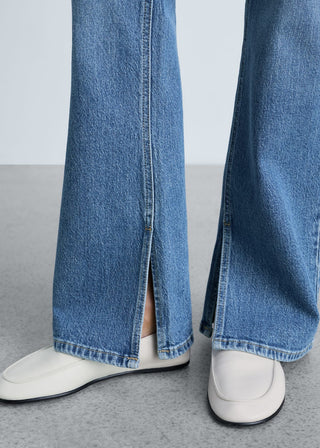 Jeans Talle Medio con Aberturas