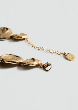 Collar Corto con Detalle de Monedas