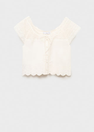 Blusa Manga Corta con Detalle de Encaje