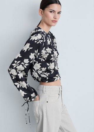 Blusa Manga Larga con Estampado Floral