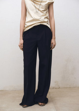 Pantalón Wide Leg con Detalle de Pinzas