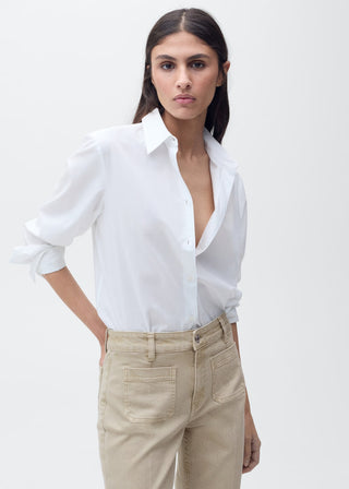 Jeans Flare Crop con Bolsillos