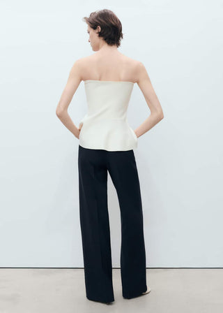 Pantalón Recto con Detalle de Botones