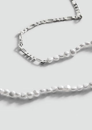 Collar Doble con Cadena de Perlas