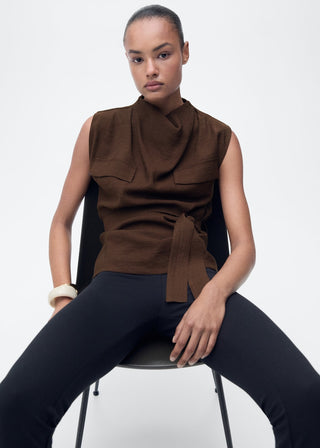 Blusa Cuello Drapeado con Cinturón