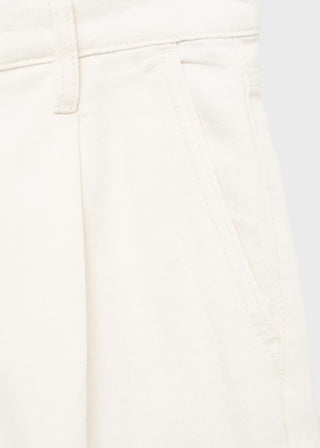 Short Denim con Pinzas Delanteras