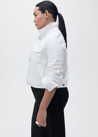 Chaqueta Denim Crop con Bolsillos