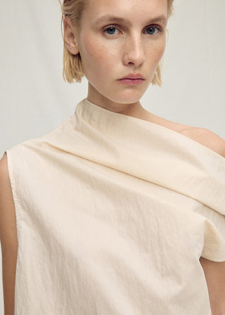 Blusa Cuello Asimétrico de Algodón
