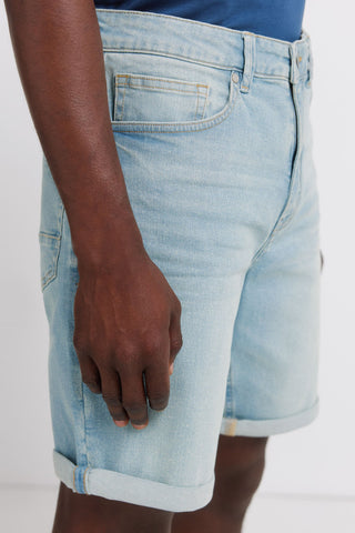 Short Denim con Detalle Dobladillo