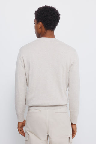 Sudadera Cuello V con Logo Bordado