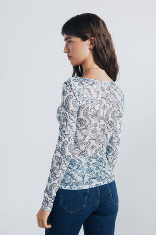 Camiseta Manga Larga Detalle Fruncido Estampado