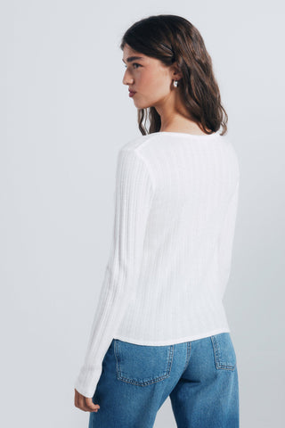 Camiseta Manga Larga con Detalle Botones