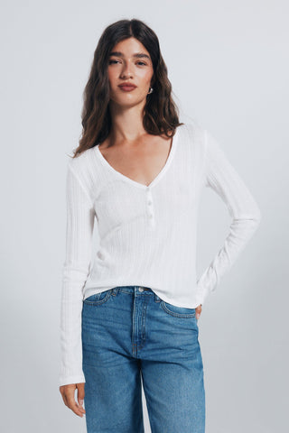 Camiseta Manga Larga con Detalle Botones