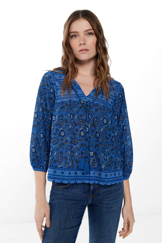 Blusa Cuello Redondo con Estampado