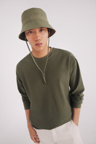 Bucket Hat.