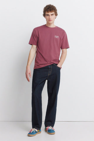 Camiseta Naming Burgundy.