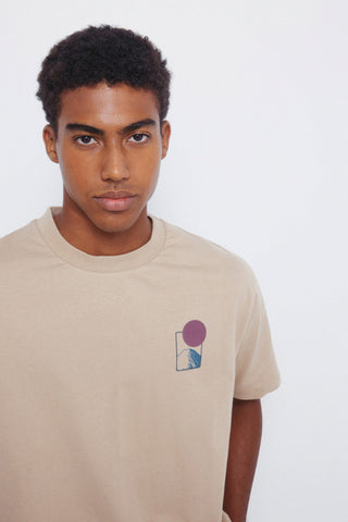 Camiseta Manga Corta con Gráfico