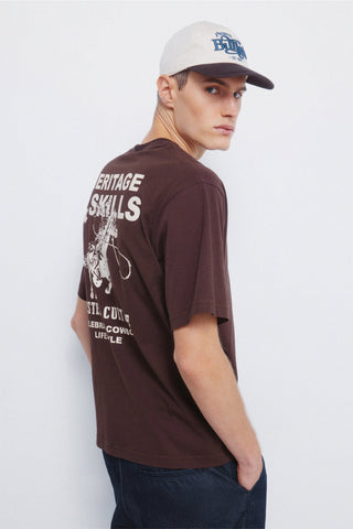 Camiseta Manga Corta con Gráfico