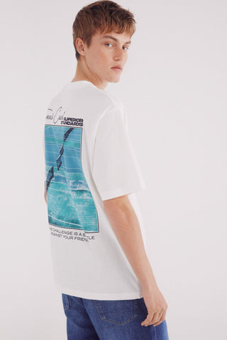 Camiseta Manga Corta con Gráfico