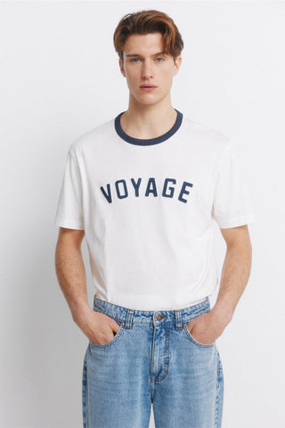 Camiseta Voyage.